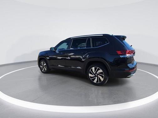 2024 Volkswagen Atlas 2.0T SE w/Technology 4MOTION