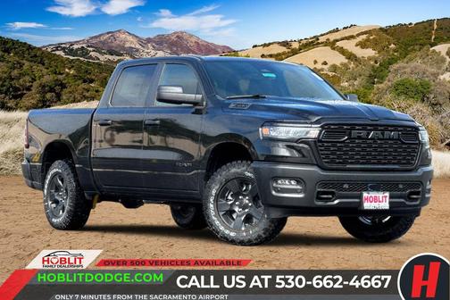 Diamond Black Crystal Pearlcoat 2026 RAM 1500 Warlock Crew Cab 4x4 5'7' Box