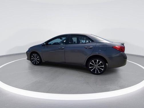 Gray Metallic 2018 Toyota Corolla SE