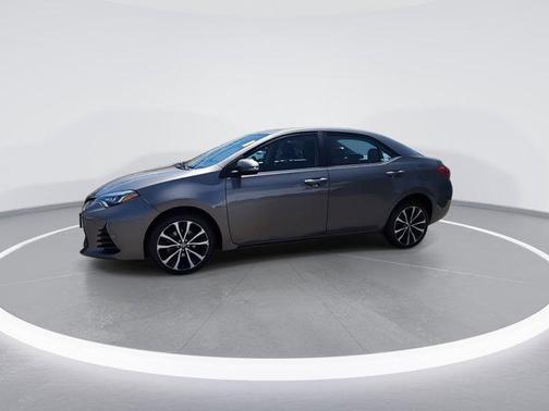 Gray Metallic 2018 Toyota Corolla SE