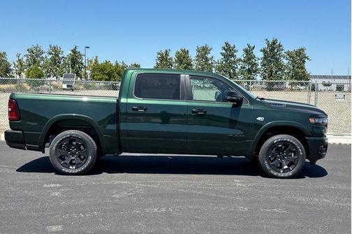 Serrano Green Metallic 2026 RAM 1500 Big Horn/Lone Star
