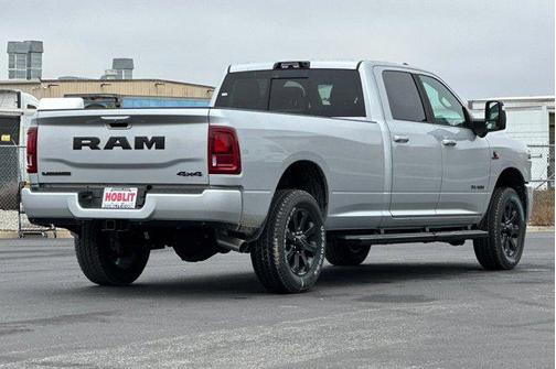 2026 RAM 3500 Laramie Crew Cab 4x4 8' Box