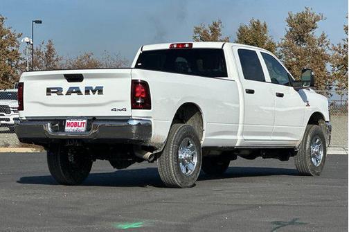 2026 RAM 2500 Tradesman Crew Cab 4x4 8' Box
