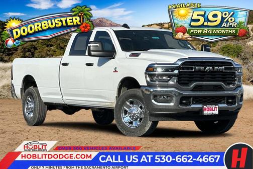 Bright White Clearcoat 2026 RAM 2500 Tradesman Crew Cab 4x4 8' Box