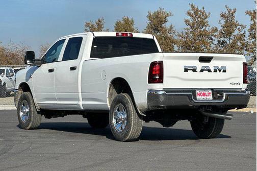 2026 RAM 2500 Tradesman Crew Cab 4x4 8' Box
