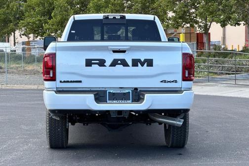 Bright White Clearcoat 2026 RAM 2500 Laramie Crew Cab 4x4 8' Box