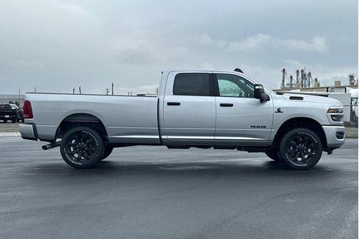 2026 RAM 3500 Big Horn Crew Cab 4x4 8' Box
