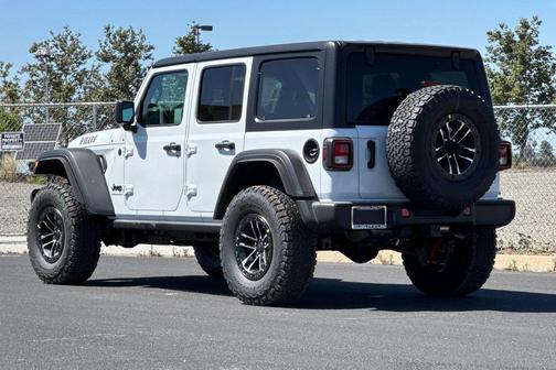 Bright White Clearcoat 2026 Jeep Wrangler Willys