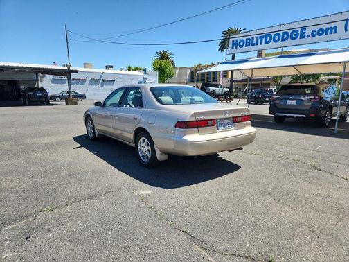 1999 Toyota Camry