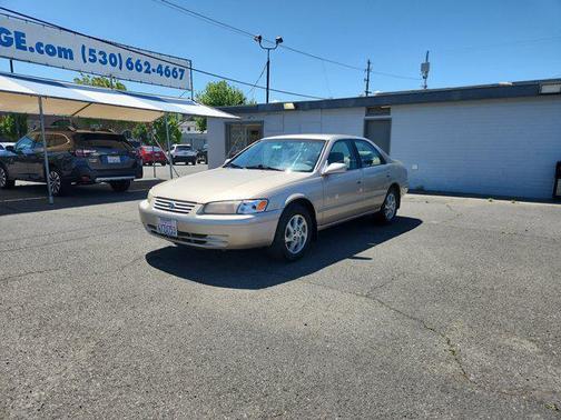 1999 Toyota Camry