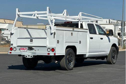 2025 RAM 2500 Tradesman Crew Cab 4x2 8' Box