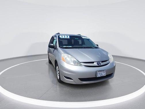 Silver Shadow Pearl 2006 Toyota Sienna LE