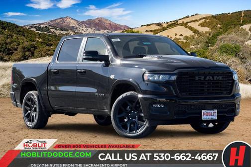 Diamond Black Crystal Pearlcoat 2026 RAM 1500 Laramie