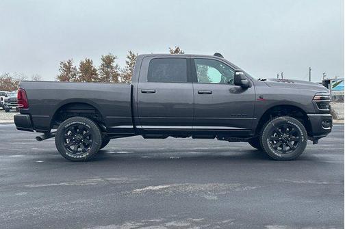 2026 RAM 3500 Laramie Crew Cab 4x4 6'4' Box