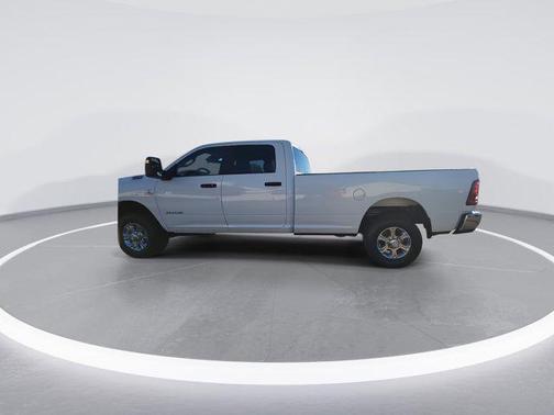 2025 RAM 2500 Big Horn Crew Cab 4x4 8' Box
