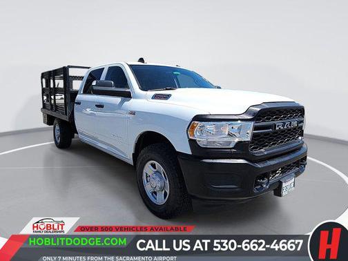 Bright White Clearcoat 2020 RAM 2500 Tradesman Crew Cab 4x2 8' Box