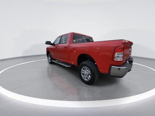 2022 RAM 2500 Big Horn Crew Cab 4x4 6'4' Box