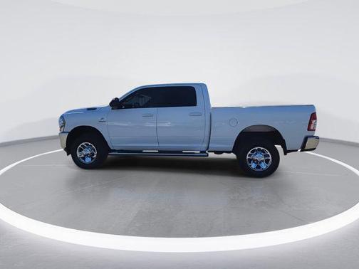 2022 RAM 2500 Big Horn Crew Cab 4x4 6'4' Box