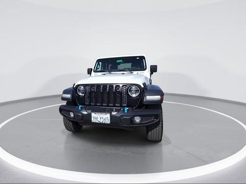 Bright White Clearcoat 2023 Jeep Wrangler 4xe Base