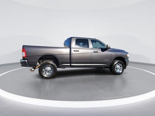 2021 RAM 2500 Tradesman Crew Cab 4x4 6'4' Box