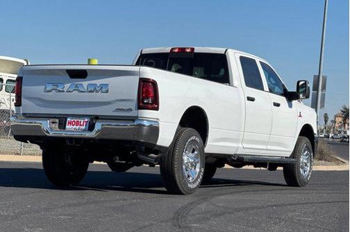 2026 RAM 2500 Tradesman Crew Cab 4x4 8' Box