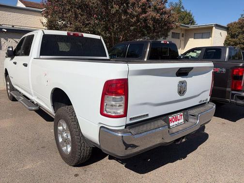 Bright White Clearcoat 2024 RAM 2500 Big Horn Crew Cab 4x4 8' Box