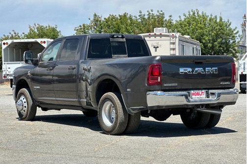 2025 RAM 3500 Laramie Crew Cab 4x4 8' Box