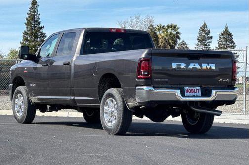2026 RAM 3500 Big Horn Crew Cab 4x4 8' Box