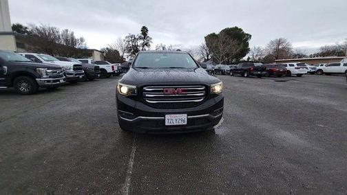 2017 GMC Acadia SLT-1