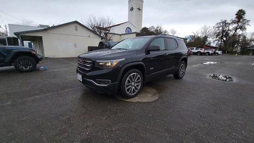 2017 GMC Acadia SLT-1