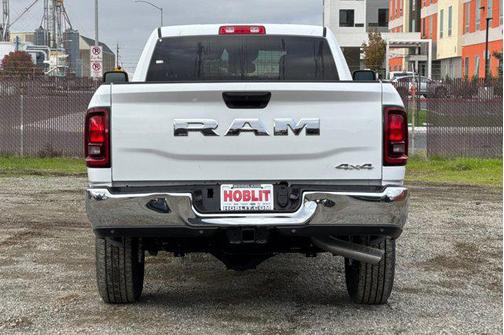 2026 RAM 2500 Tradesman Crew Cab 4x4 8' Box