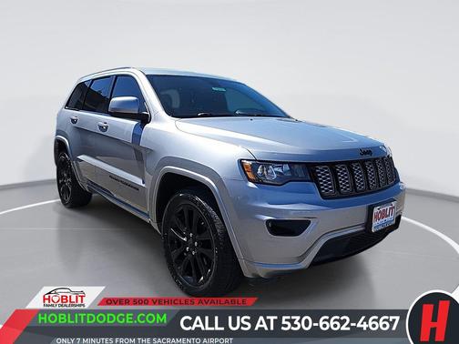Billet Silver Metallic Clearcoat 2017 Jeep Grand Cherokee Altitude