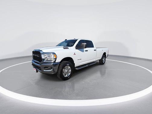 2024 RAM 3500 Big Horn Crew Cab 4x4 8' Box