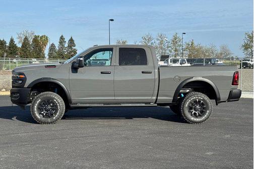 2026 RAM 2500 Tradesman Crew Cab 4x4 6'4' Box