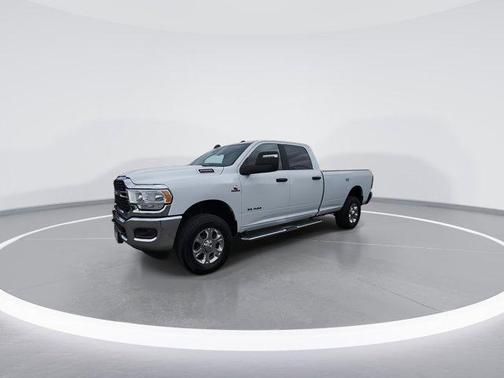 2023 RAM 2500 Big Horn Crew Cab 4x4 8' Box