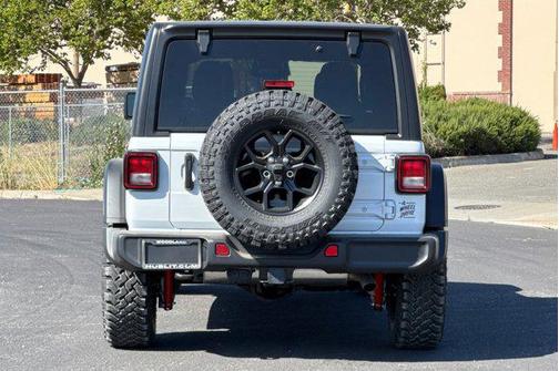 Bright White Clearcoat 2026 Jeep Wrangler Willys