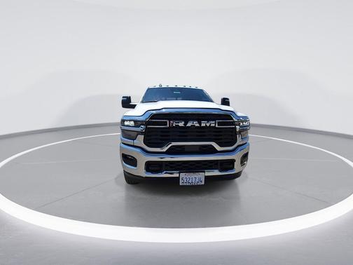 Bright White Clearcoat 2025 RAM 3500 Tradesman Crew Cab 4x4 8' Box
