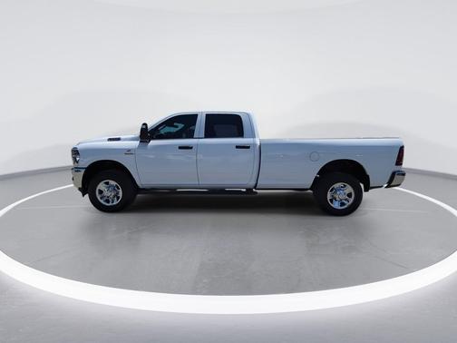 Bright White Clearcoat 2025 RAM 3500 Tradesman Crew Cab 4x4 8' Box