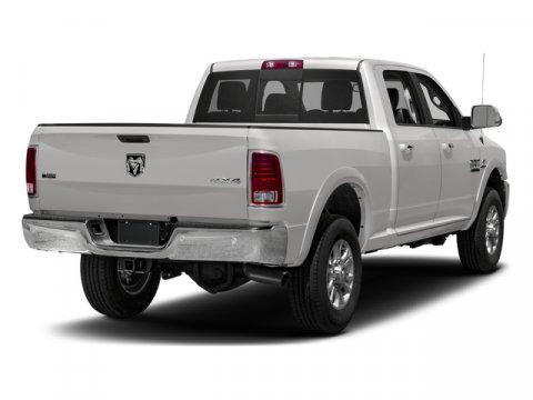 2017 RAM 3500 Laramie Crew Cab 4x4 6'4' Box