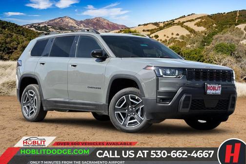Sting-Gray Clearcoat 2026 Jeep Cherokee Laredo 4x4
