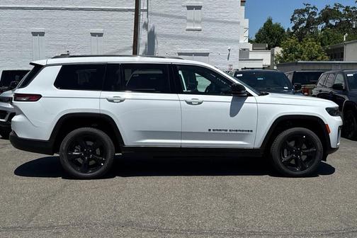 Bright White Clearcoat 2026 Jeep Grand Cherokee L Limited