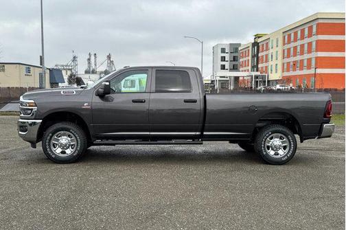 2026 RAM 2500 Tradesman Crew Cab 4x4 8' Box
