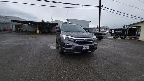 2017 Honda Pilot Touring
