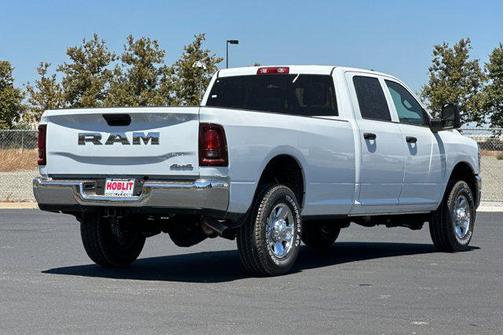 2025 RAM 3500 Tradesman Crew Cab 4x4 8' Box