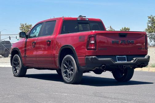 Molten Red Pearlcoat 2026 RAM 1500 Laramie