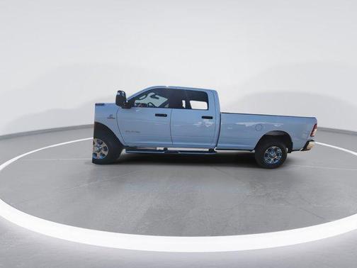 2024 RAM 3500 Big Horn Crew Cab 4x4 8' Box