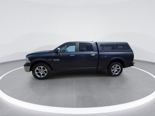 Maximum Steel Metallic Clearcoat 2018 RAM 1500 Laramie