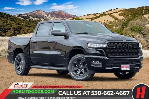 Diamond Black Crystal Pearlcoat 2026 RAM 1500 Express