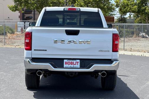 Bright White Clearcoat 2026 RAM 1500 Big Horn/Lone Star