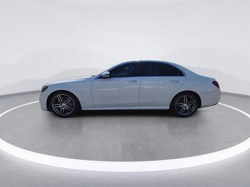 Polar White 2017 Mercedes-Benz E-Class E 300